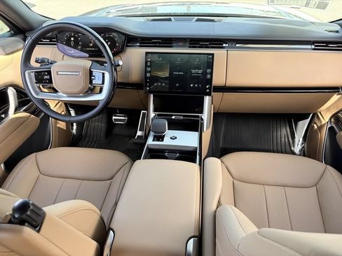New 2026 Land Rover Range Rover Long Wheelbase SE AWD/4WD image 14