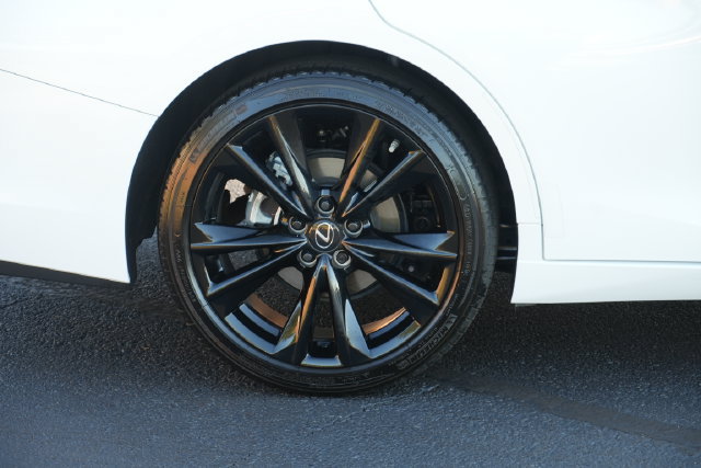 Used 2024 Lexus ES 350 F Sport w/ Accessory Package (Z2) FWD image 10