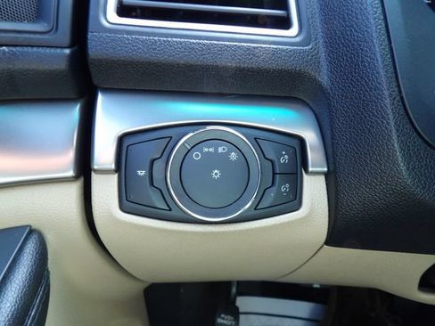 Used 2016 Ford Explorer FWD image 24