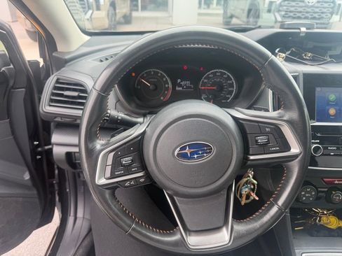 Used 2019 Subaru Crosstrek 2.0i Premium w/ Moonroof Package AWD/4WD image 11