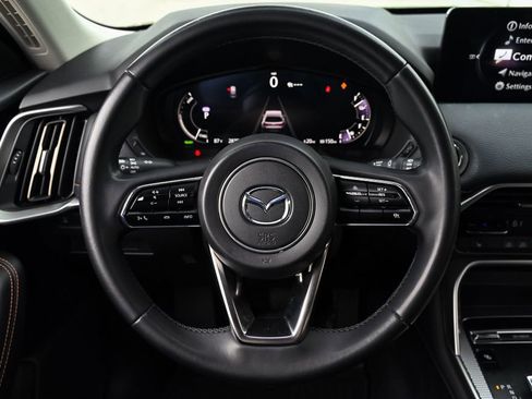Used 2025 MAZDA CX-90 Plug-In Hybrid w/ Preferred AWD/4WD image 4