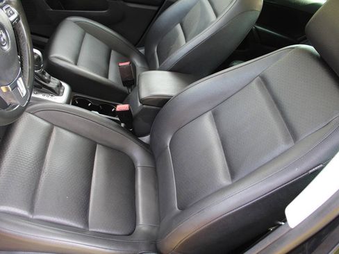 Used 2017 Volkswagen Tiguan Wolfsburg Edition AWD/4WD image 17