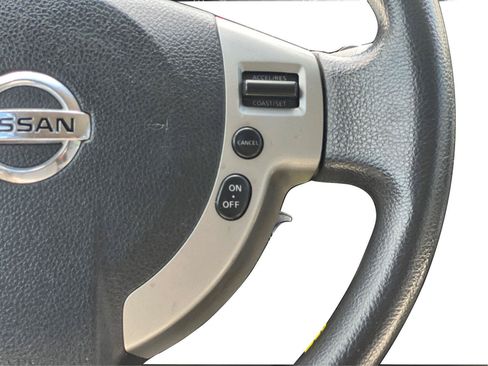 Used 2015 Nissan Rogue S w/ Convenience Package FWD image 14