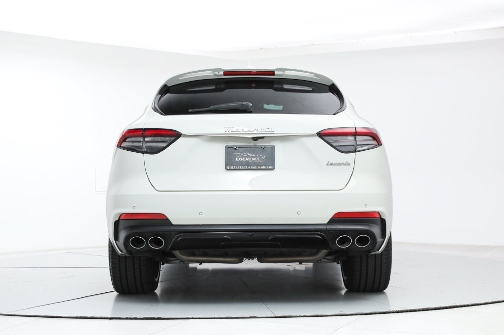 Certified 2024 Maserati Levante Modena Ultima AWD/4WD image 4