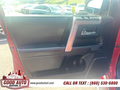 Used 2016 Toyota 4Runner Limited image 5