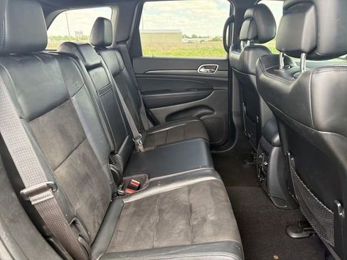 Used 2020 Jeep Grand Cherokee Altitude RWD image 16