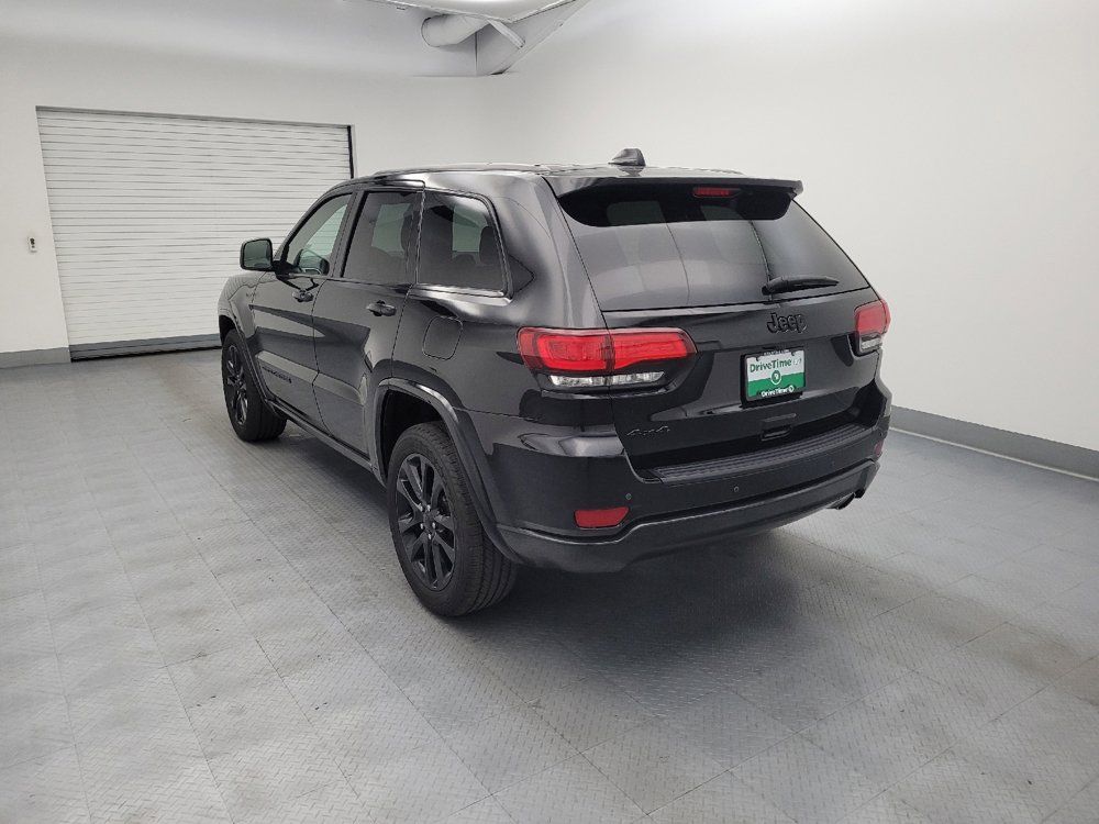 Used 2020 Jeep Grand Cherokee Altitude AWD/4WD image 5