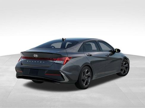 New 2026 Hyundai Elantra Sport image 4