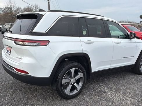 Used 2025 Jeep Grand Cherokee Limited w/ Trailer Tow Package image 5