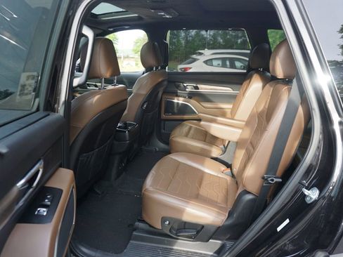 Used 2021 Kia Telluride SX w/ SX Prestige Package AWD/4WD image 14