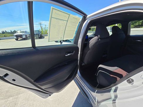Used 2024 Toyota Corolla SE FWD image 15
