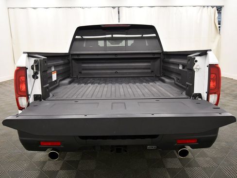 Certified 2023 Honda Ridgeline RTL image 7
