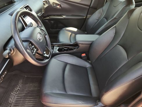 Certified 2022 Toyota Prius XLE AWD/4WD image 16