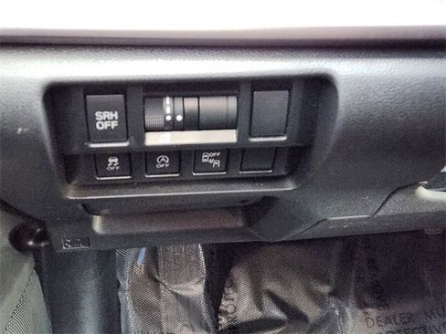 Certified 2021 Subaru Crosstrek 2.5i Limited w/ Moonroof Package 2 image 23