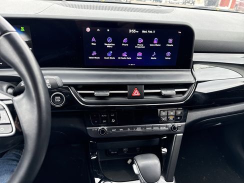 Certified 2024 Kia Seltos S image 24