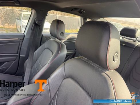 Used 2021 Volkswagen Jetta GLI Autobahn image 12