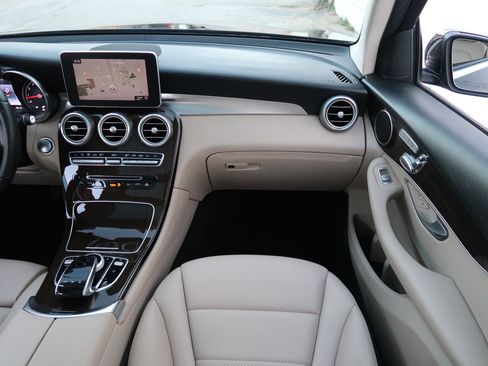 Used 2016 Mercedes-Benz GLC 300 image 15