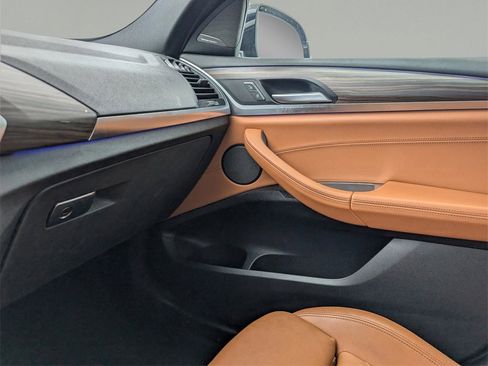 Used 2019 BMW X4 xDrive30i w/ Premium Package image 30