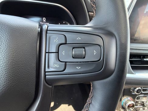 Used 2023 GMC Yukon AT4 w/ Max Trailering Package AWD/4WD image 17