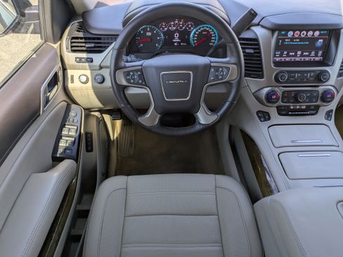 Used 2017 GMC Yukon XL Denali w/ Open Road Package AWD/4WD image 23