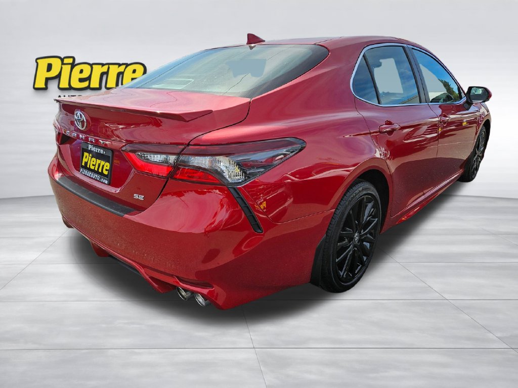 Used 2024 Toyota Camry SE FWD image 5