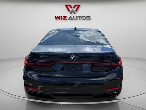 Used 2021 BMW 740i xDrive AWD/4WD image 4
