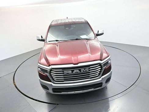 Used 2025 RAM 1500 Laramie AWD/4WD image 19