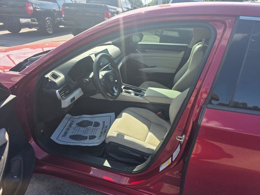 Used 2020 Honda Accord LX image 5