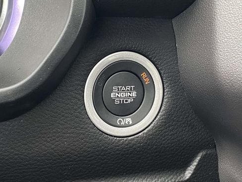 New 2026 RAM 1500 4x4 Crew Cab image 24