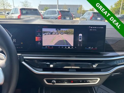 Used 2025 BMW X7 xDrive40i w/ Climate Comfort Package image 29