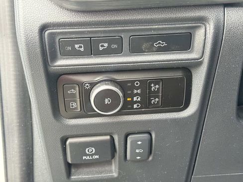 Used 2023 Ford F150 Lariat w/ Equipment Group 502A High image 27