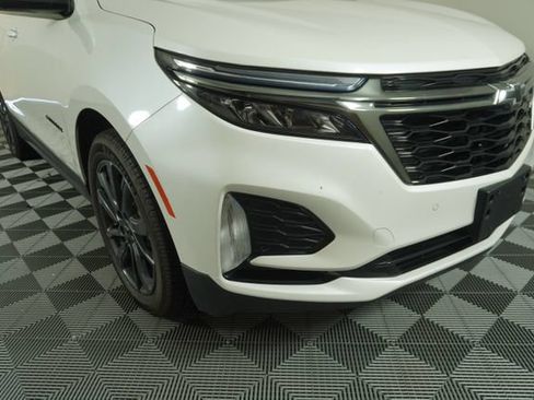 Used 2022 Chevrolet Equinox RS w/ RS Leather Package FWD image 10