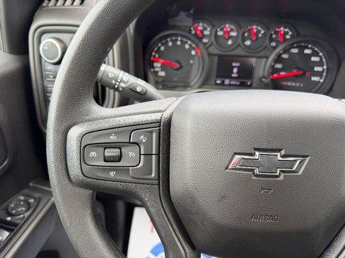 Used 2025 Chevrolet Silverado 1500 Custom Trail Boss AWD/4WD image 36