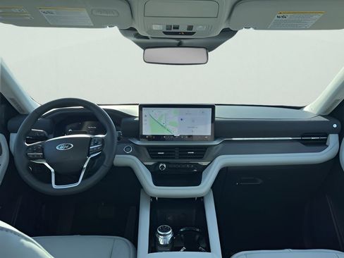New 2026 Ford Explorer Platinum w/ LUX Leather Package image 13