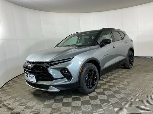 New 2026 Chevrolet Blazer LT w/ Convenience Package AWD/4WD image 3