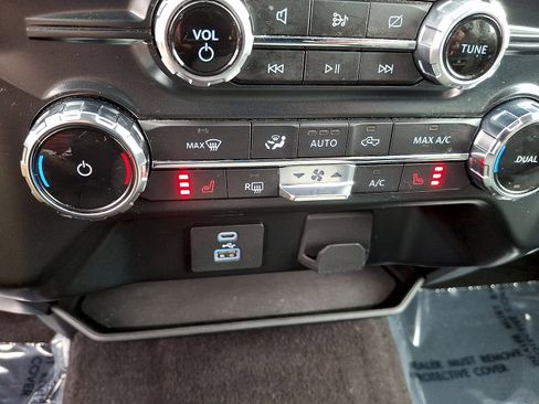 Used 2022 Ford F150 XLT w/ Equipment Group 302A High AWD/4WD image 19