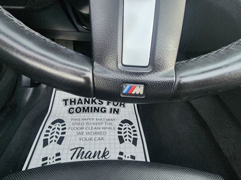 Used 2017 BMW 650i Convertible image 31