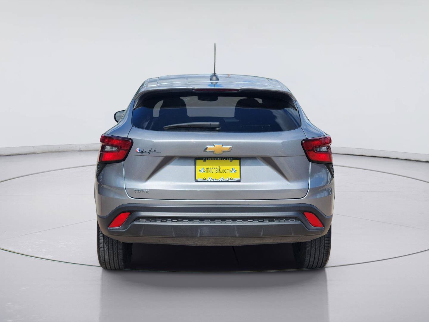Used 2025 Chevrolet Trax LS FWD image 6