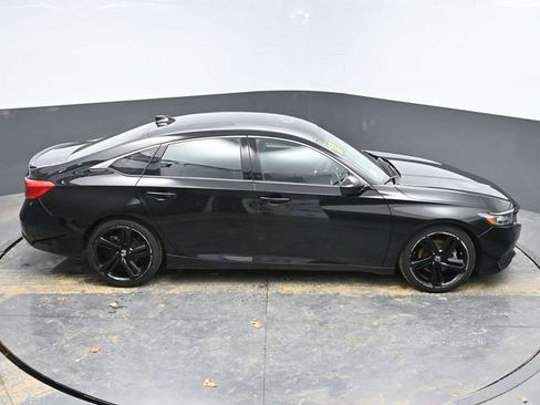 Used 2018 Honda Accord Sport image 22
