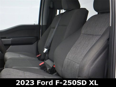 Used 2023 Ford F250 XL w/ STX Appearance Package image 10