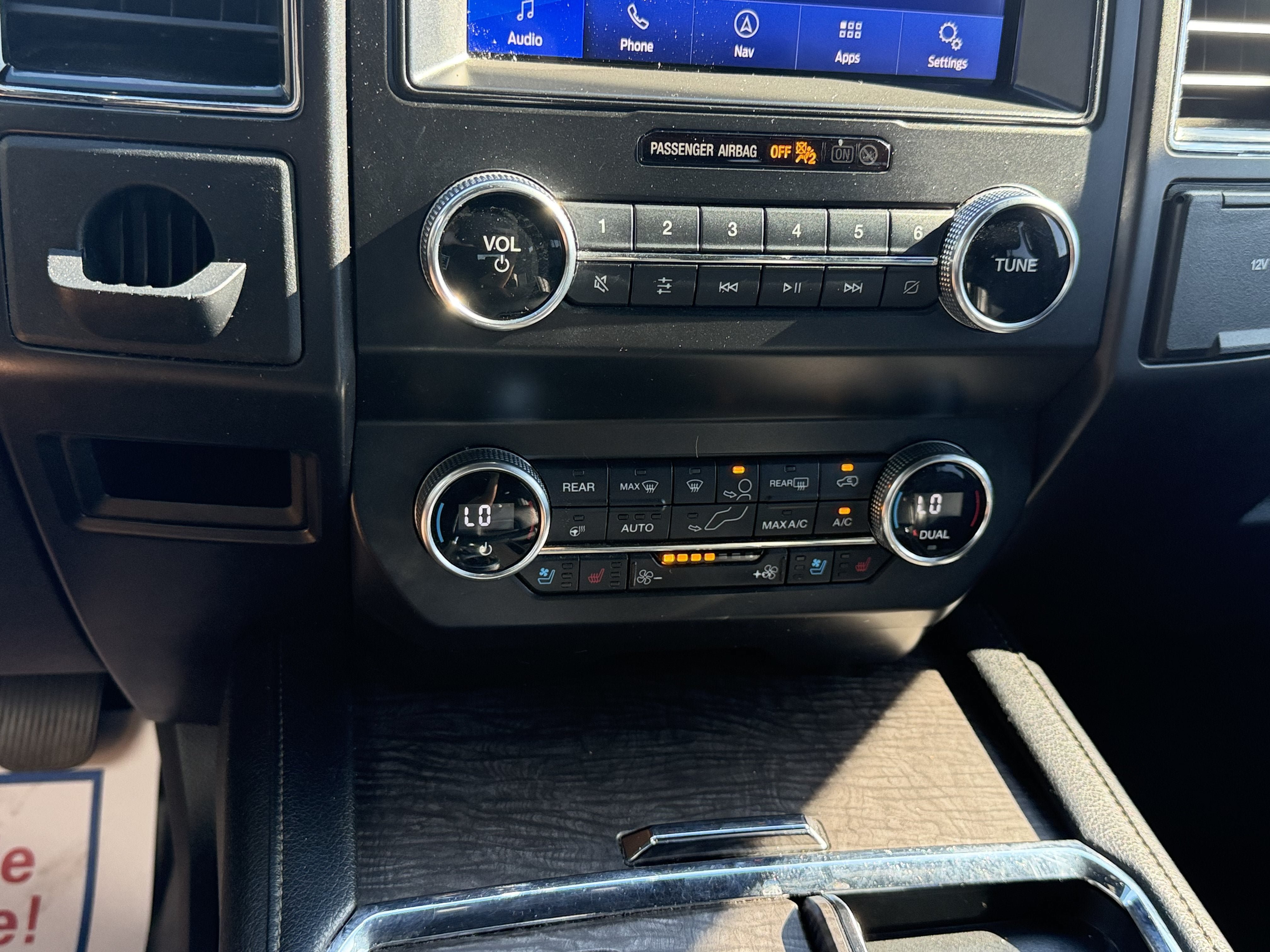 Used 2021 Ford Expedition Max Limited AWD/4WD image 27