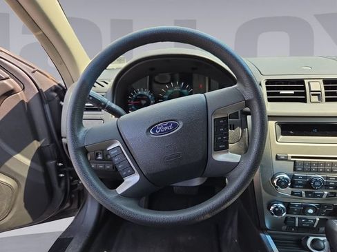 Used 2010 Ford Fusion SE FWD image 13