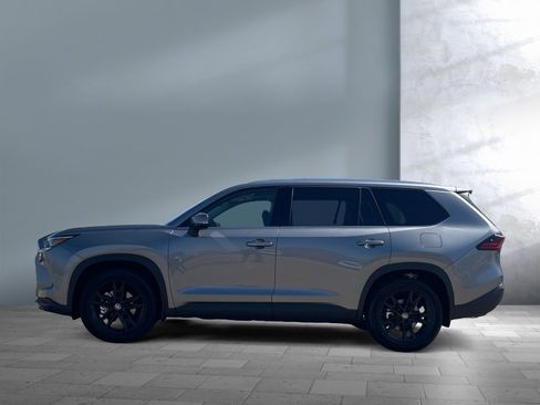 New 2026 Toyota Grand Highlander Platinum AWD/4WD image 3