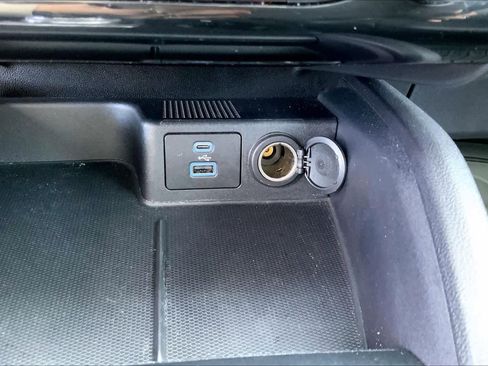 Certified 2022 Ford Escape SEL image 31