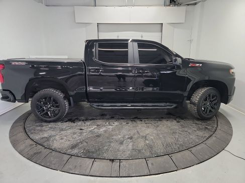 Used 2021 Chevrolet Silverado 1500 LT Trail Boss w/ Bed Protection Package image 11
