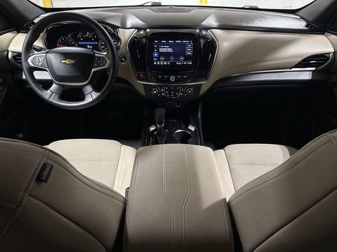 Used 2023 Chevrolet Traverse LT w/ LPO, Cargo Package AWD/4WD image 10