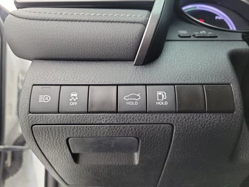 Used 2022 Toyota Camry XSE w/ Navigation Upgrade Package FWD image 32