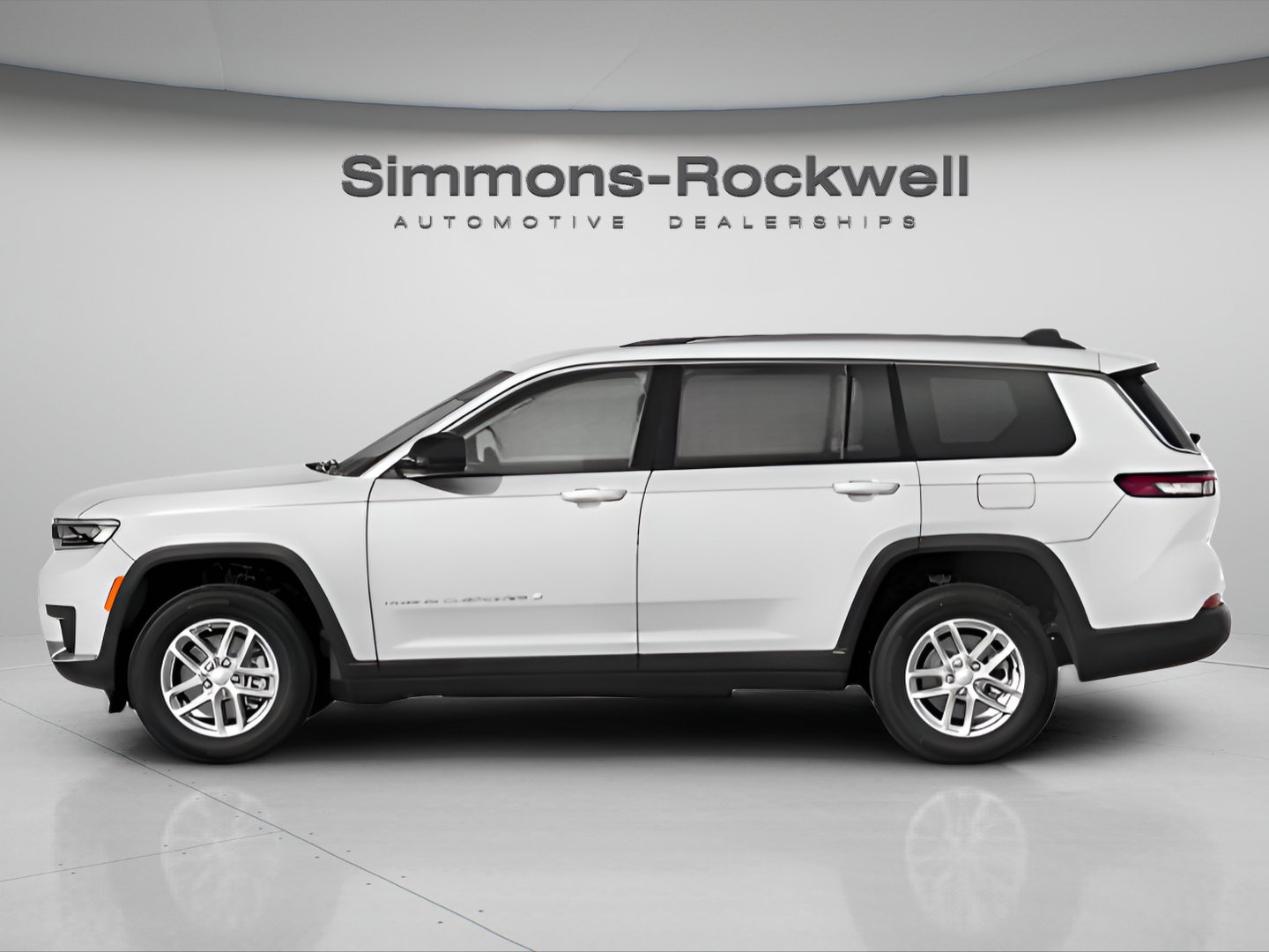 Used 2024 Jeep Grand Cherokee L Laredo AWD/4WD image 4