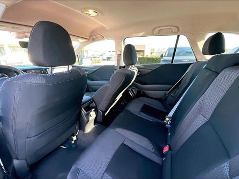 Used 2021 Subaru Outback Premium image 16
