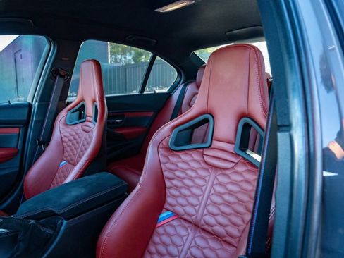 Used 2018 BMW M3 image 17